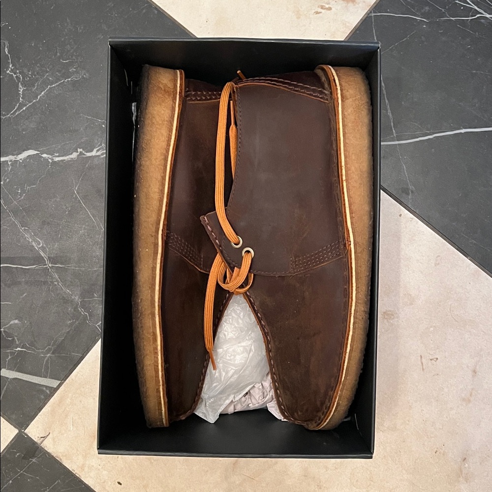 Clarks Dark Brown Leather Loafers with Tan Laces - Picture 4 of 4